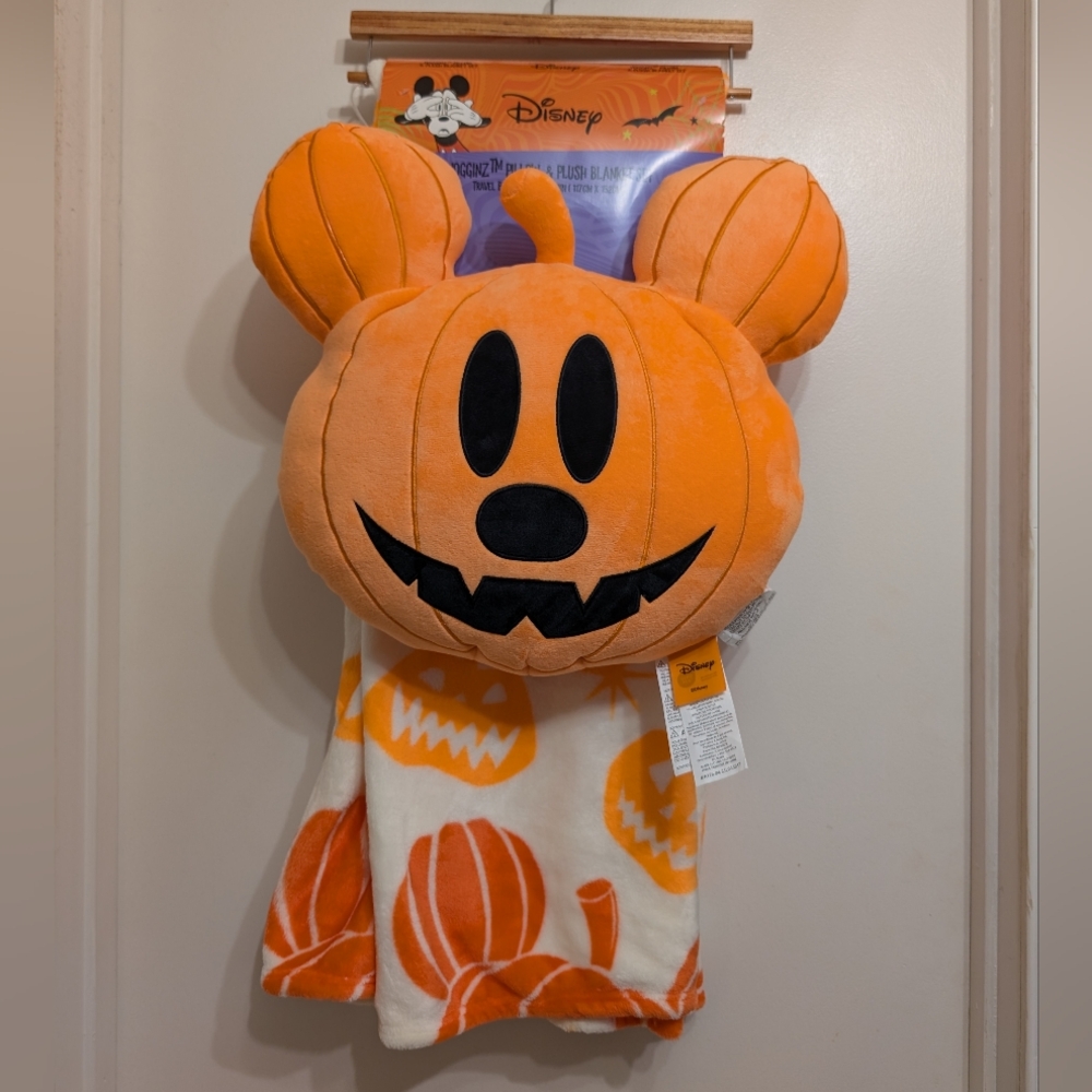 Disney Mickey Pumpkin Blanket & Pillow Set NWT